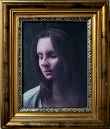 Gennaro Santaniello – Portrait of woman during pandemic 7 with frame 2